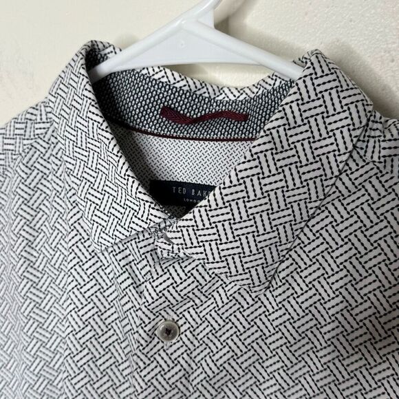 Ted Baker London Men’s Black and White Design Button Down Shirt - Size US L (4) - Picture 6 of 8
